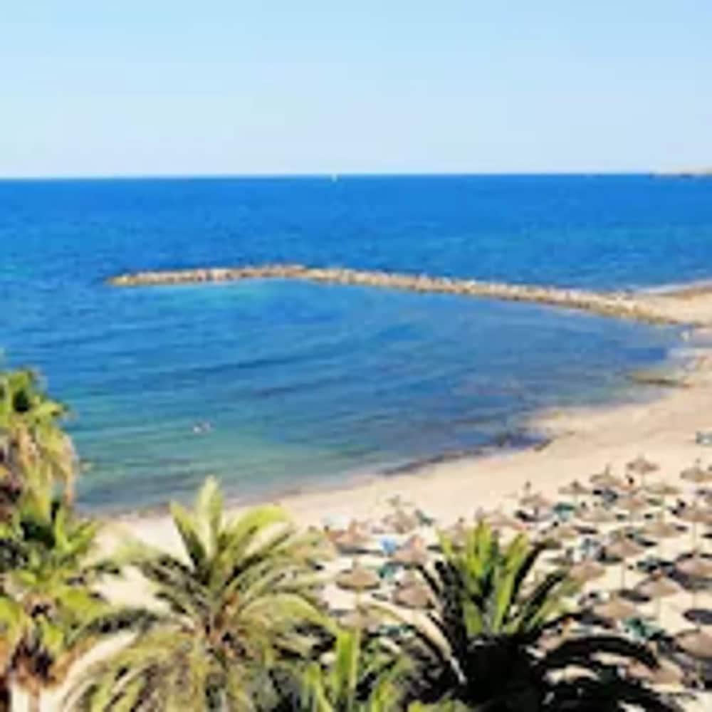 Cabot Cap De Mar Hotel Cala Bona  Bagian luar foto